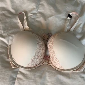 Victoria’s Secret bra